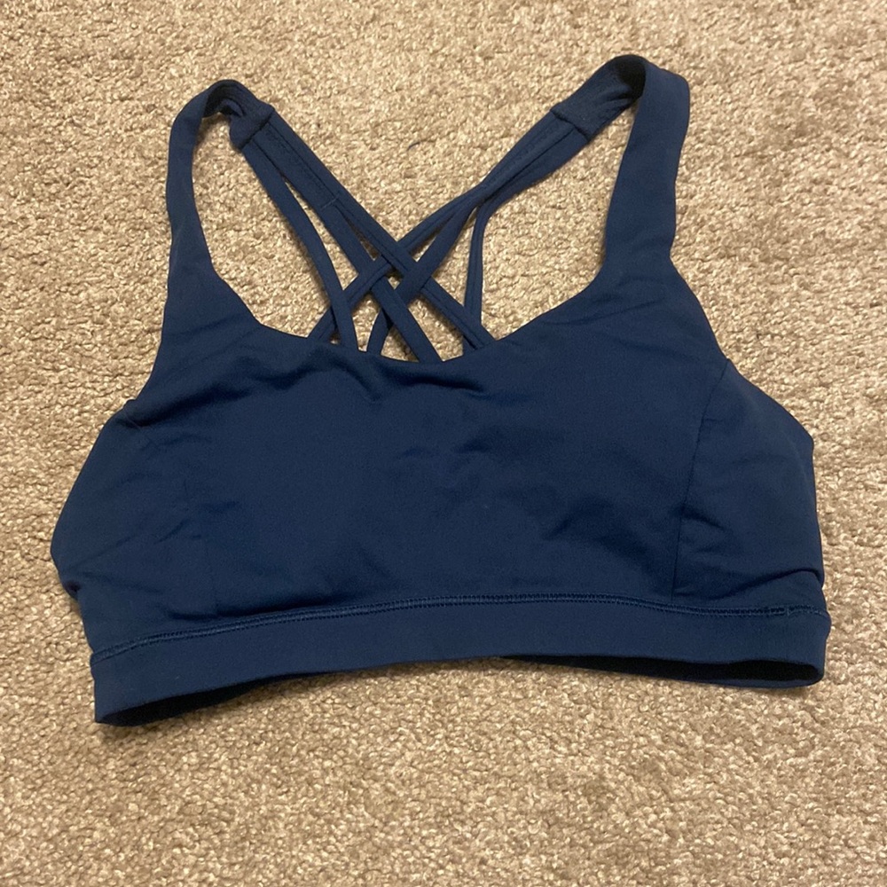 Lululemon sports bra
